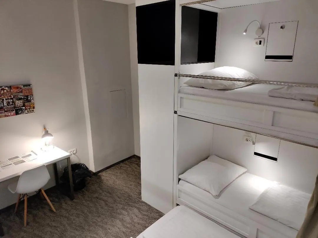 Downtown Boutique Hostel Задар